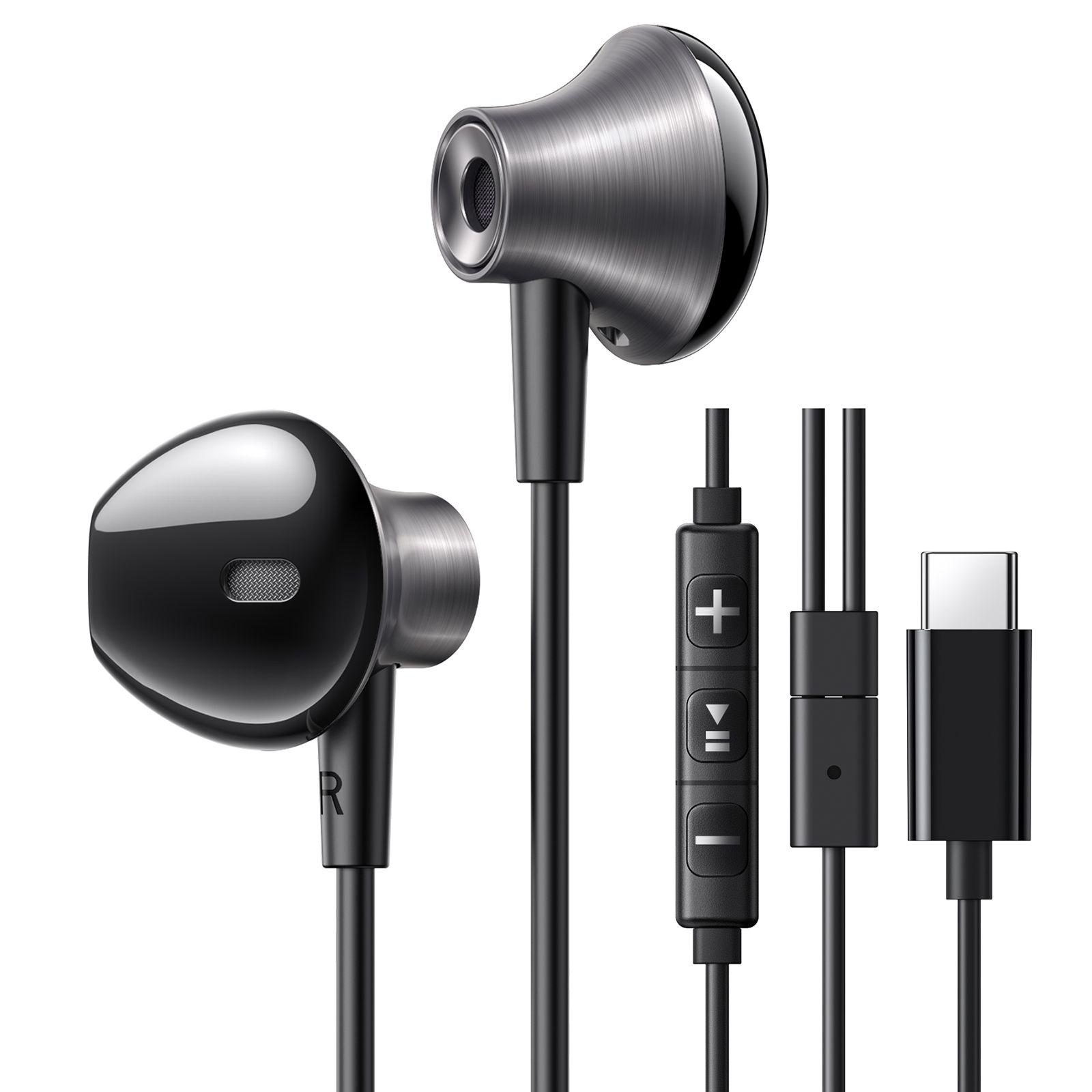 UGREEN Wired Earphones with USB-C Connector