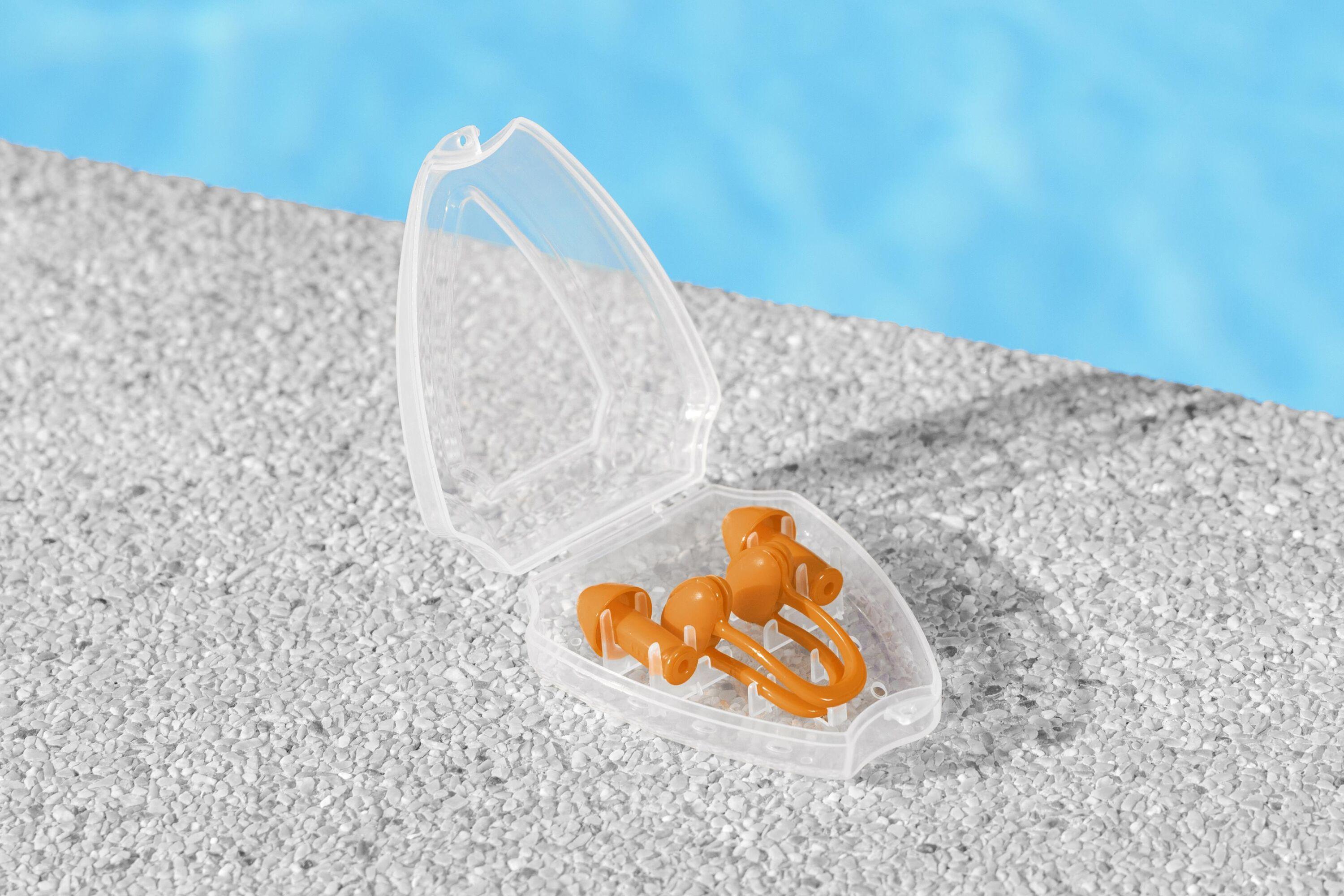 BESTWAY 26032 HYDROVENTURE NOSE CLIP & EAR PLUGS SET (Contents:one pair of nose clips, one pair of ear plugs, one store case, 1 assorted colors) Age 7+