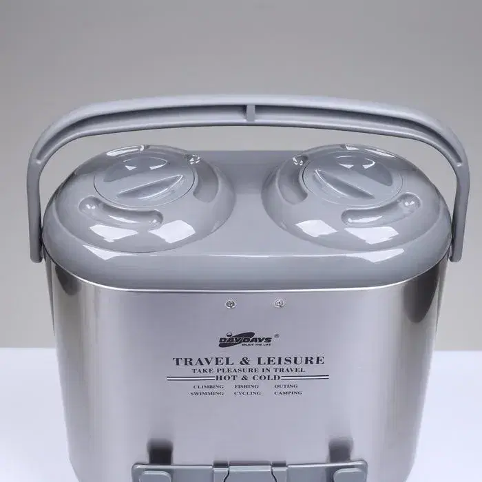 Double stainless steel flask with a capacity of 7.5 liters + 7.5 liters, with a cup holder for drinks